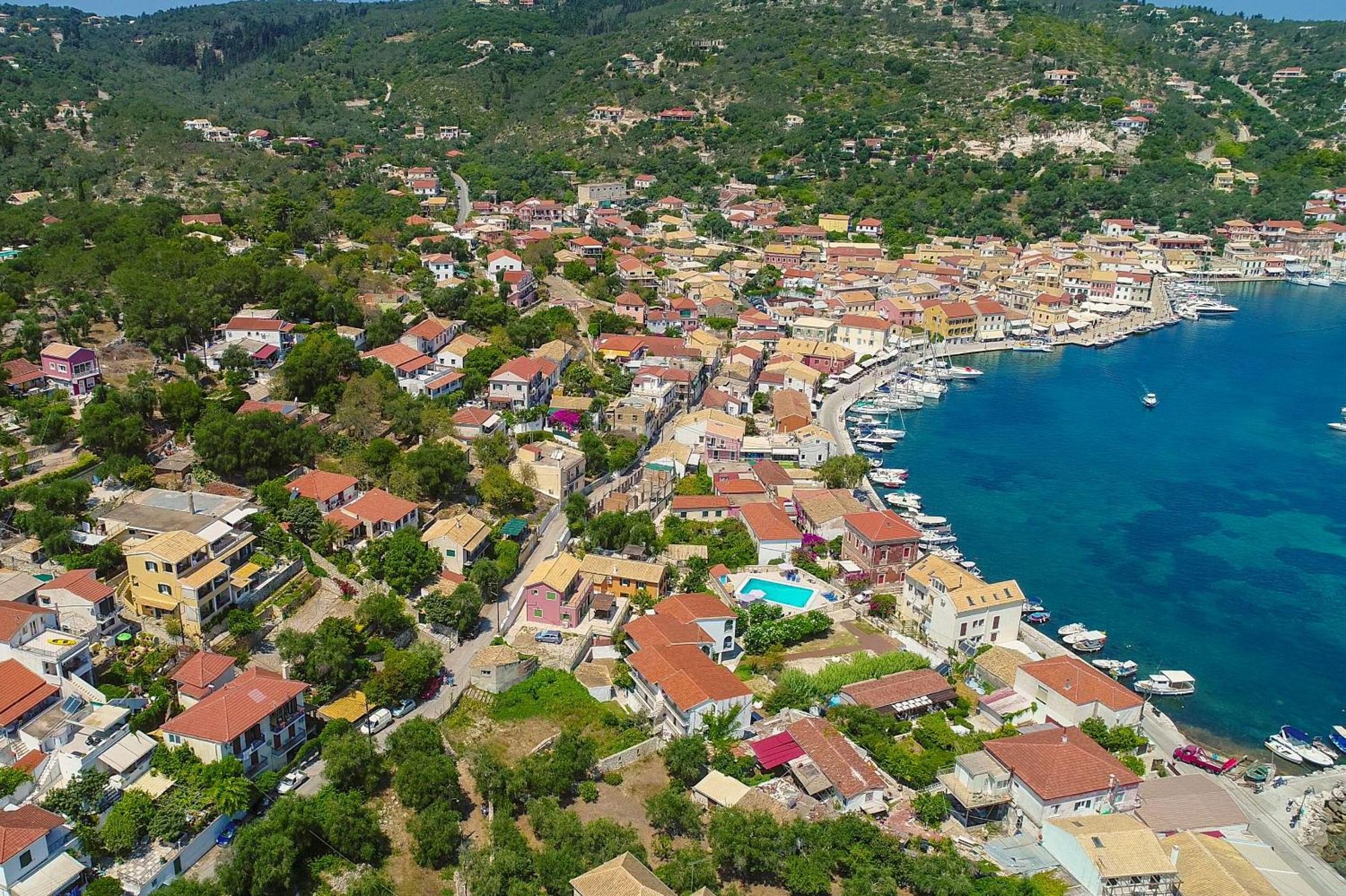 Villa Thea Antonis Гайос Екстериор снимка
