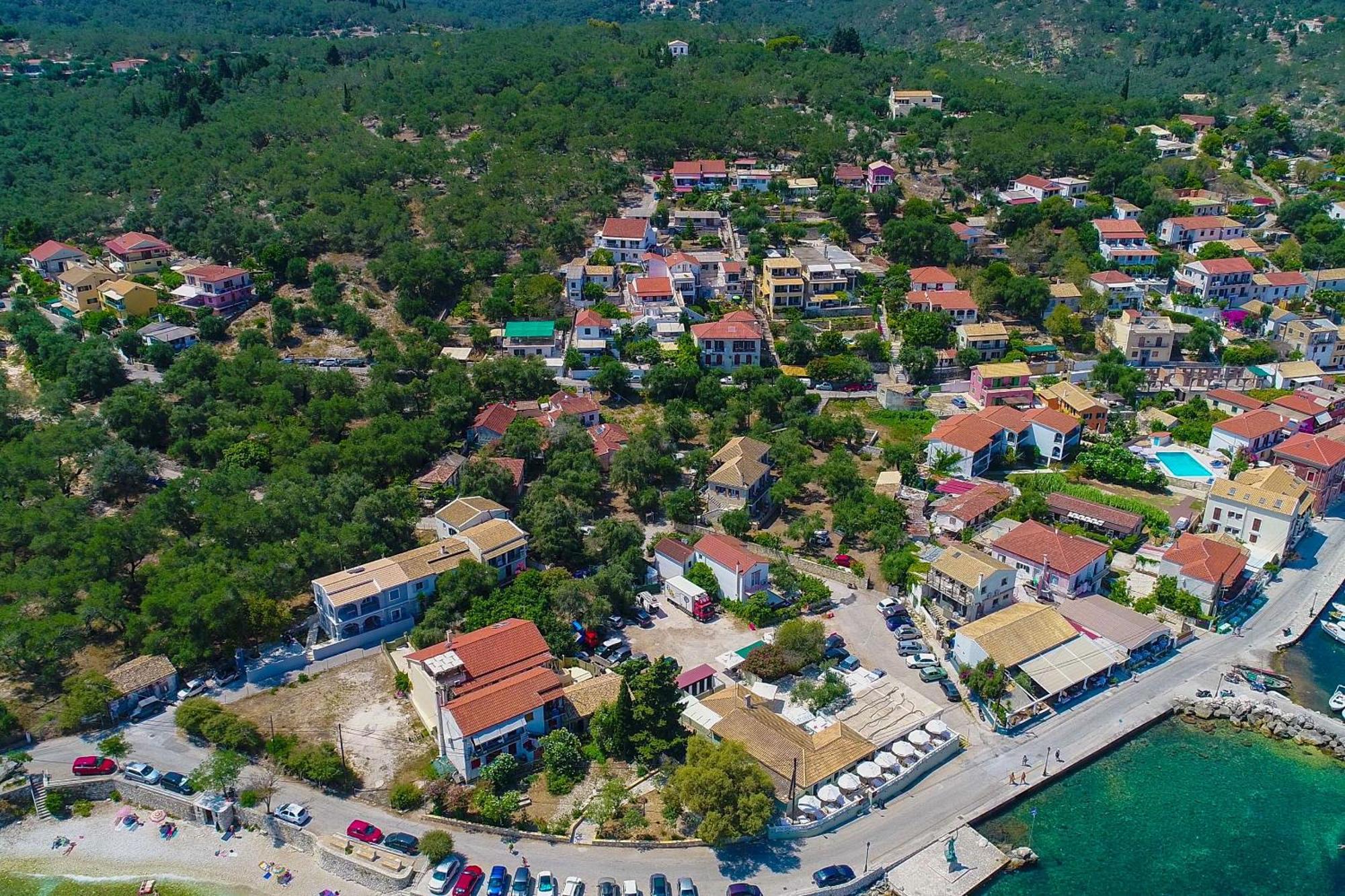 Villa Thea Antonis Гайос Екстериор снимка