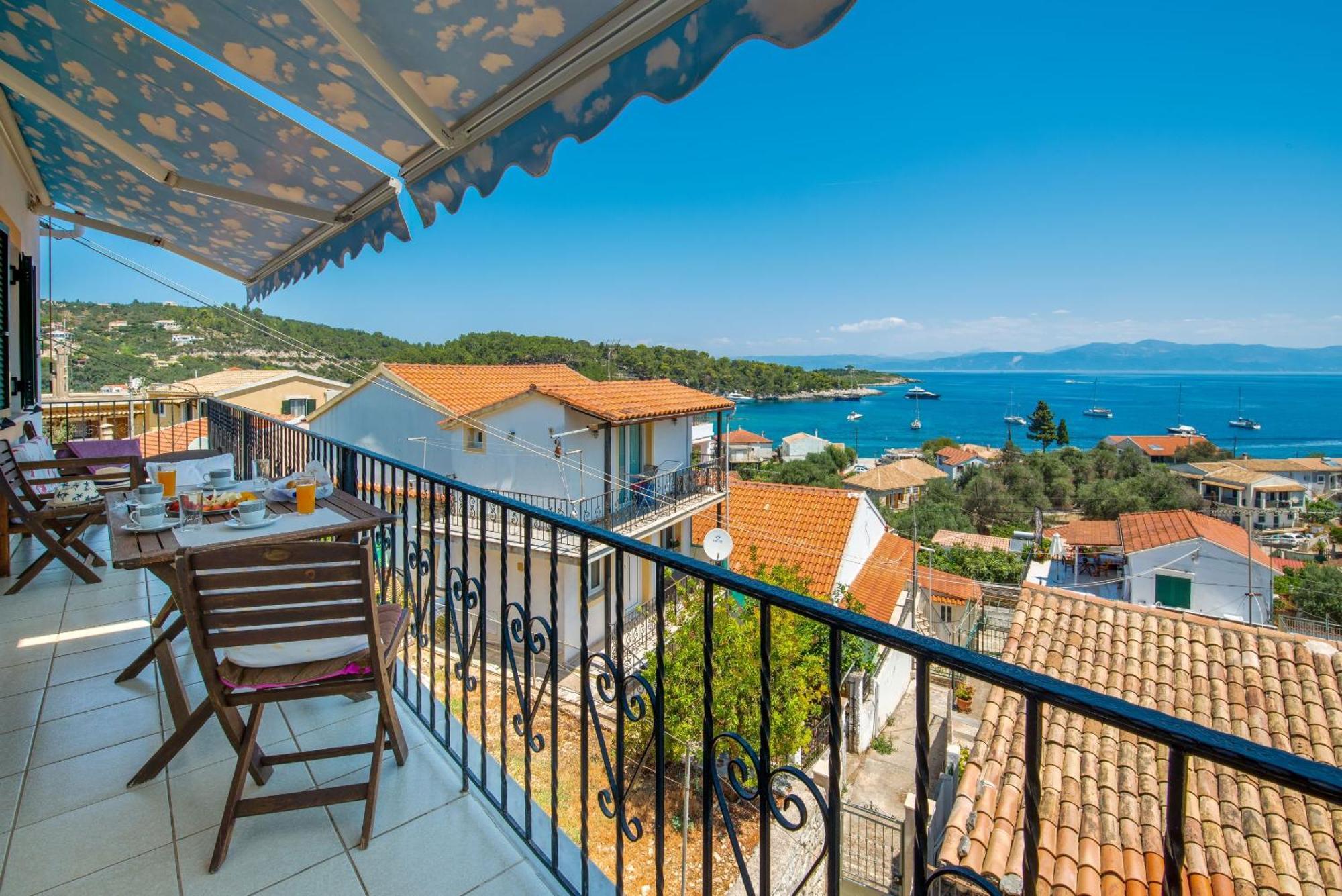 Villa Thea Antonis Гайос Екстериор снимка