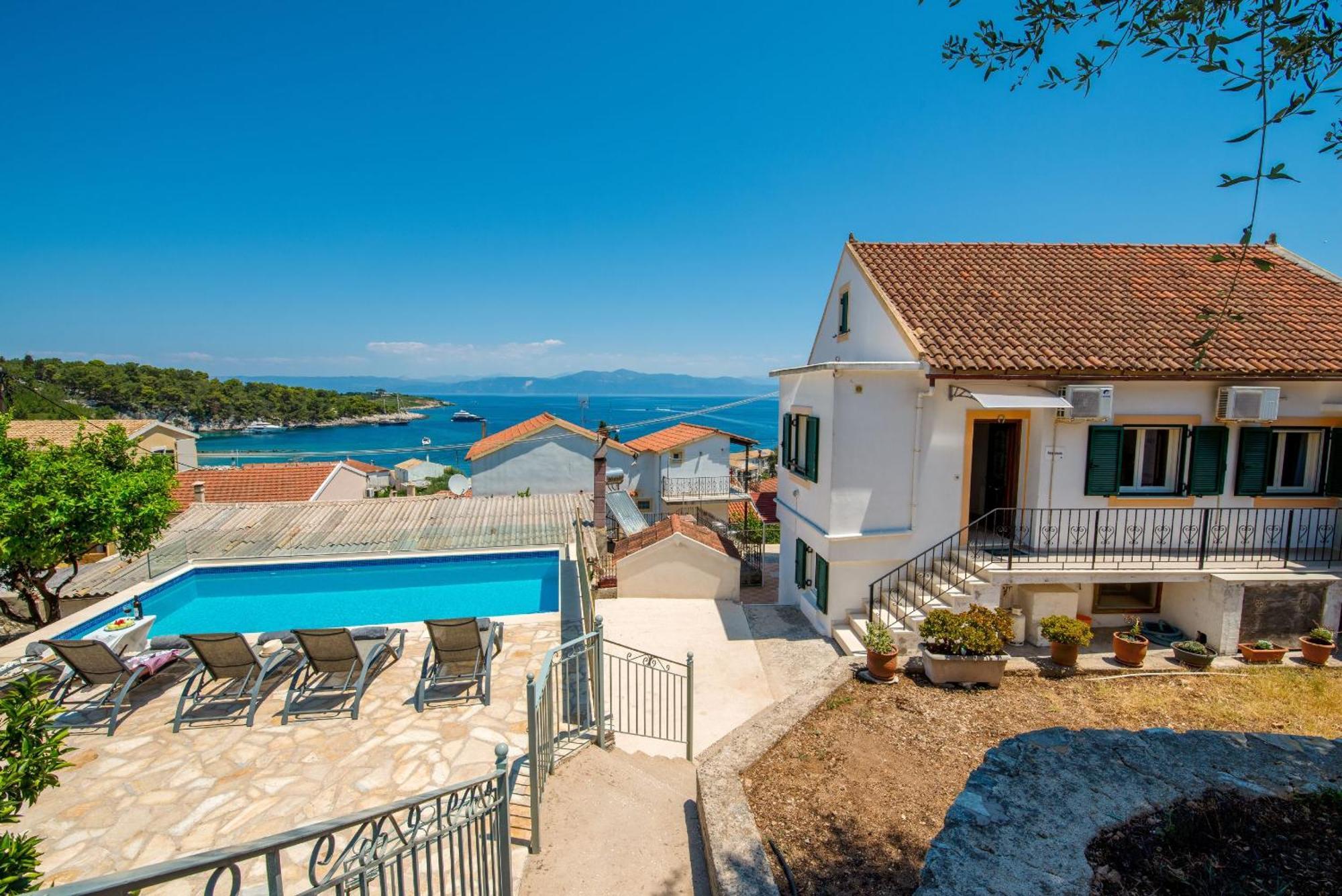 Villa Thea Antonis Гайос Екстериор снимка