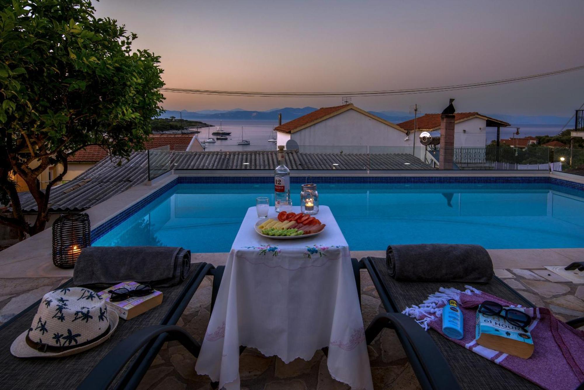 Villa Thea Antonis Гайос Екстериор снимка