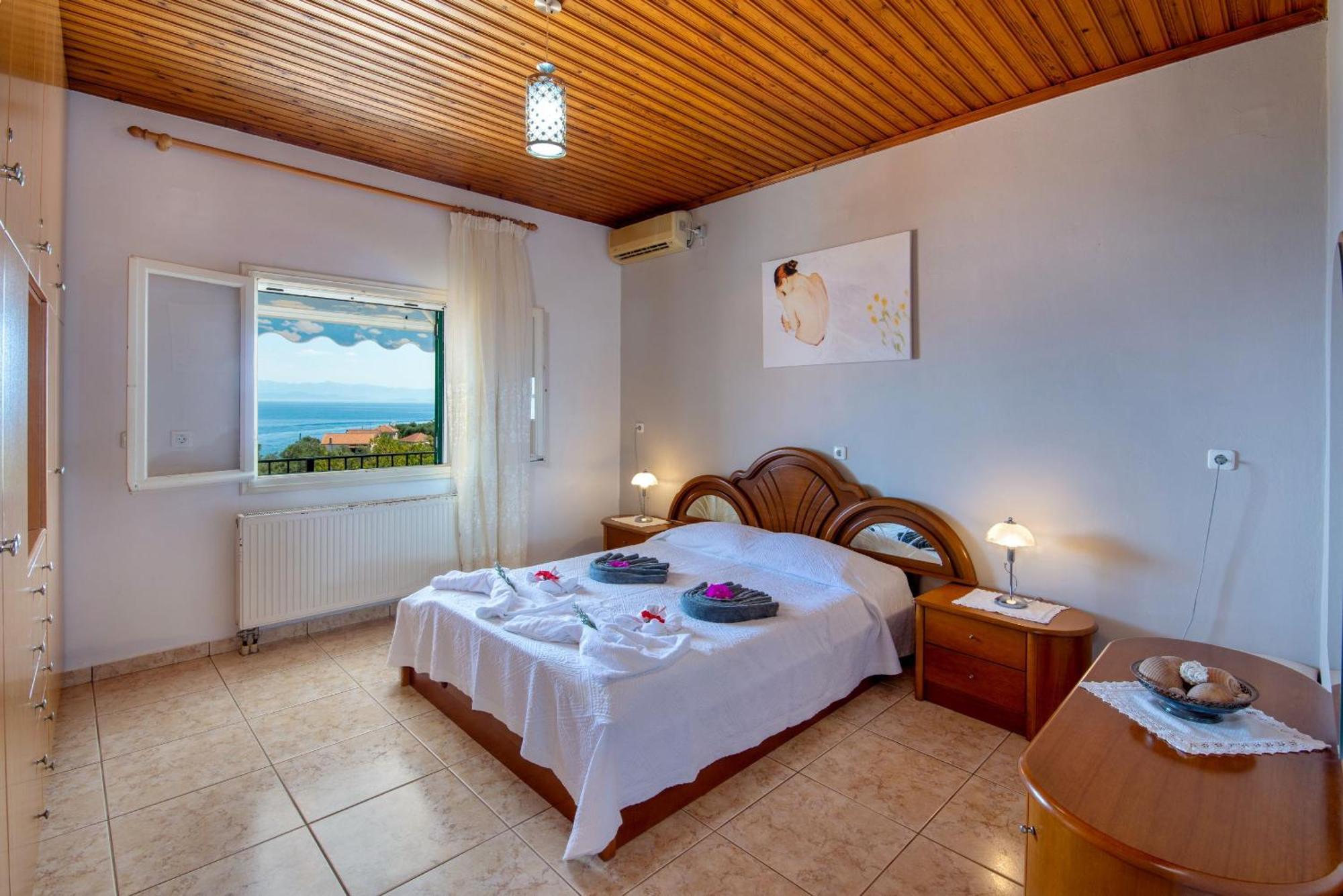 Villa Thea Antonis Гайос Екстериор снимка